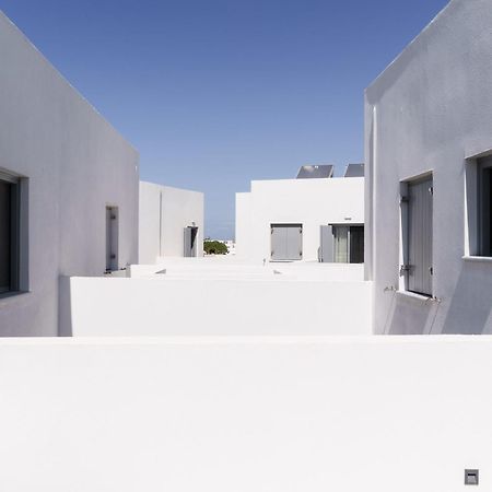 Poema Antiparos Aparthotel Exterior photo